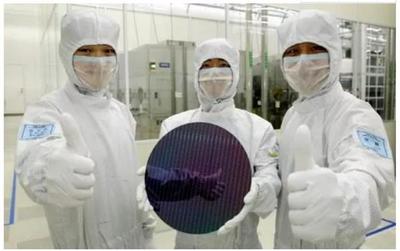 “拳头产品”亮相进博会 三星半导体科技实力尽显